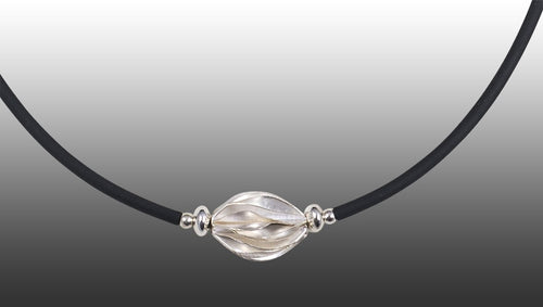 Necklace using sterling silver, reflecting outback Central Australia. Made by Adelaide silversmith Suzette Watkins